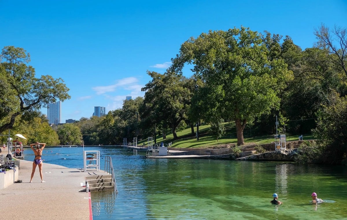 What is Austin, Texas Known For? (15 Things It's Famous For)